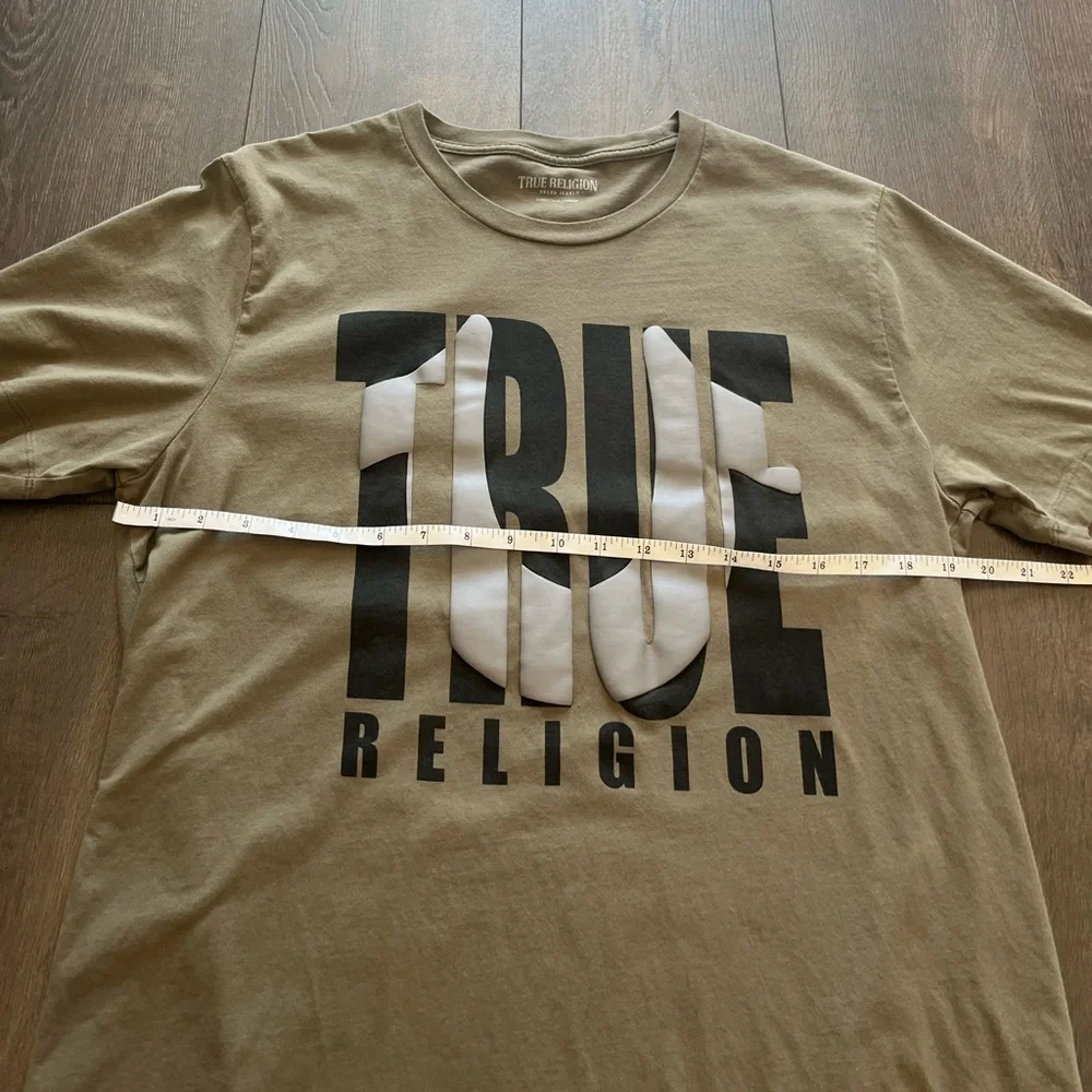 NWOT True Religion Graphic T-Shirt